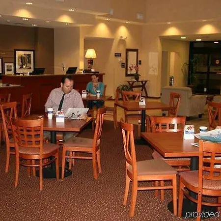 Greentree Inn & Suites Phoenix Sky Harbor 